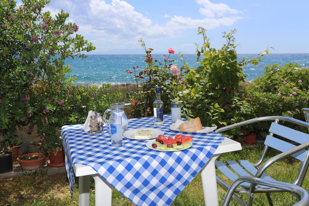 Akrogiali Hotel Plomari Exteriér fotografie