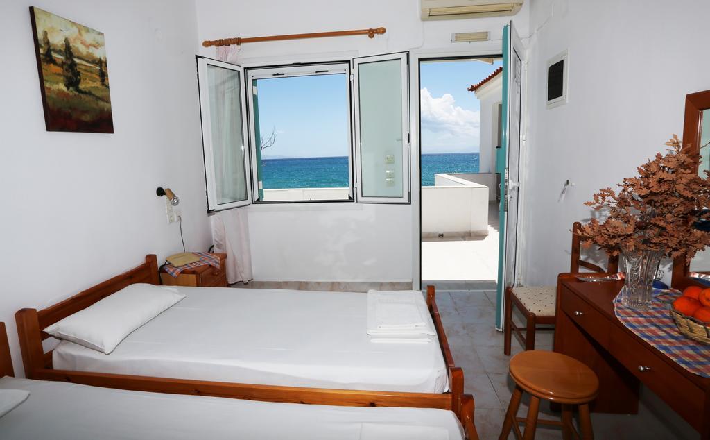 Akrogiali Hotel Plomari Exteriér fotografie