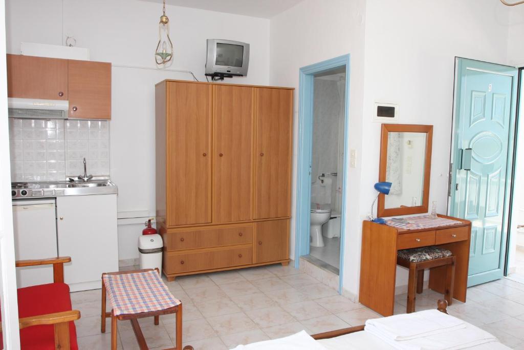 Akrogiali Hotel Plomari Exteriér fotografie