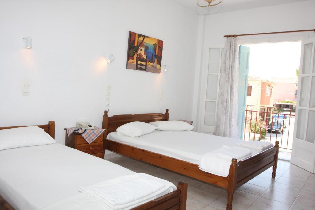 Akrogiali Hotel Plomari Exteriér fotografie