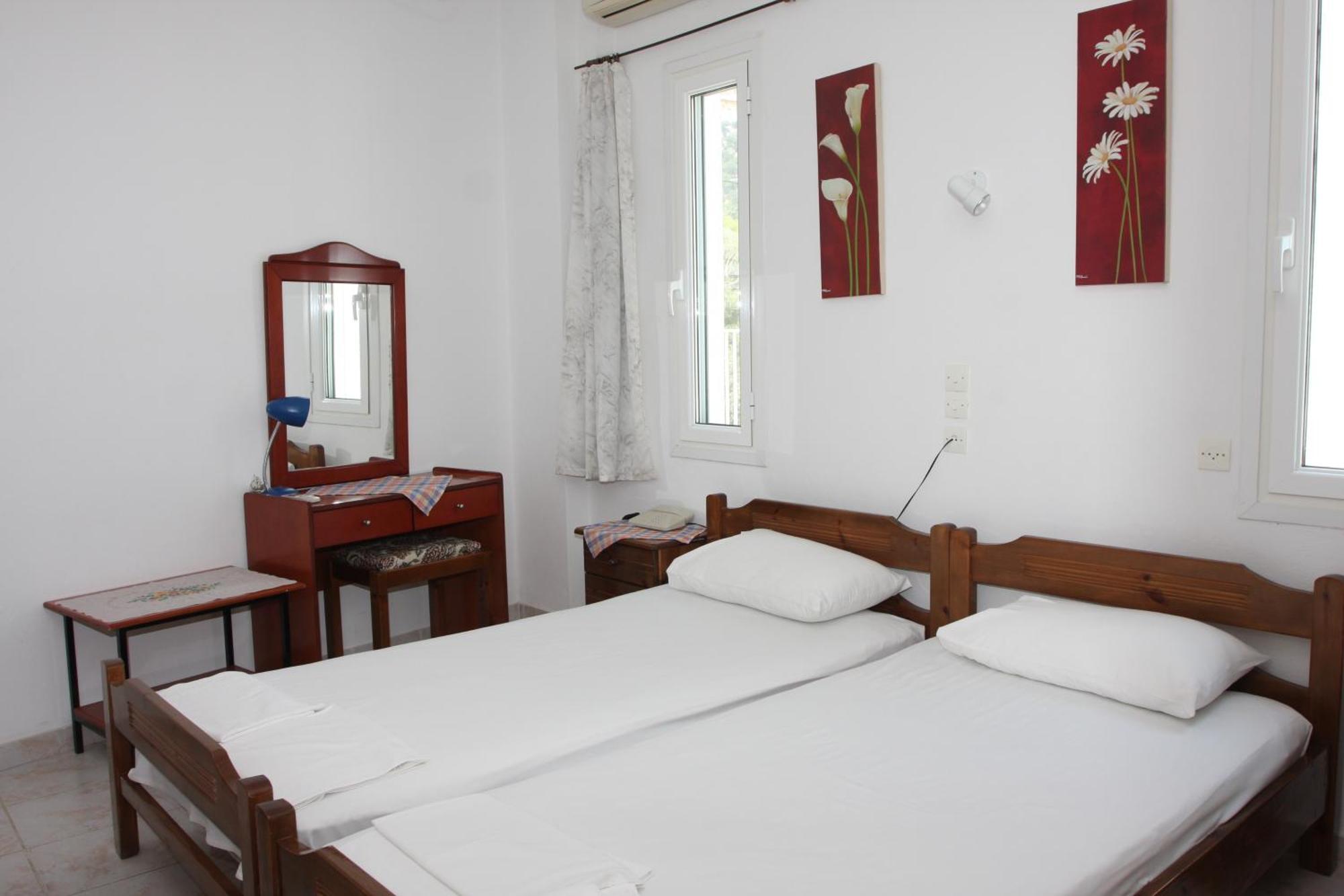 Akrogiali Hotel Plomari Exteriér fotografie
