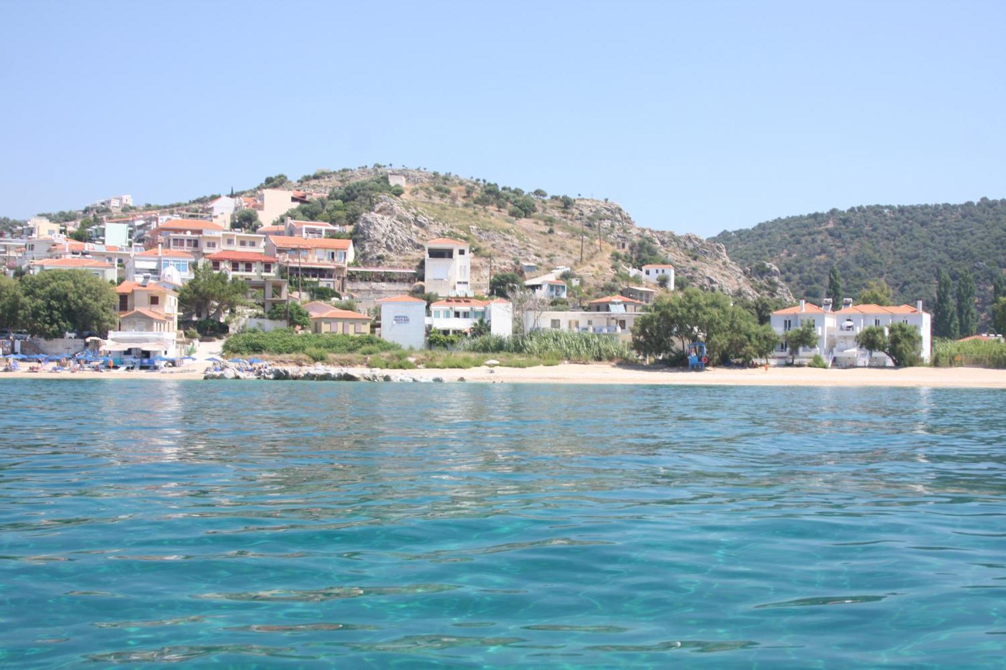 Akrogiali Hotel Plomari Exteriér fotografie